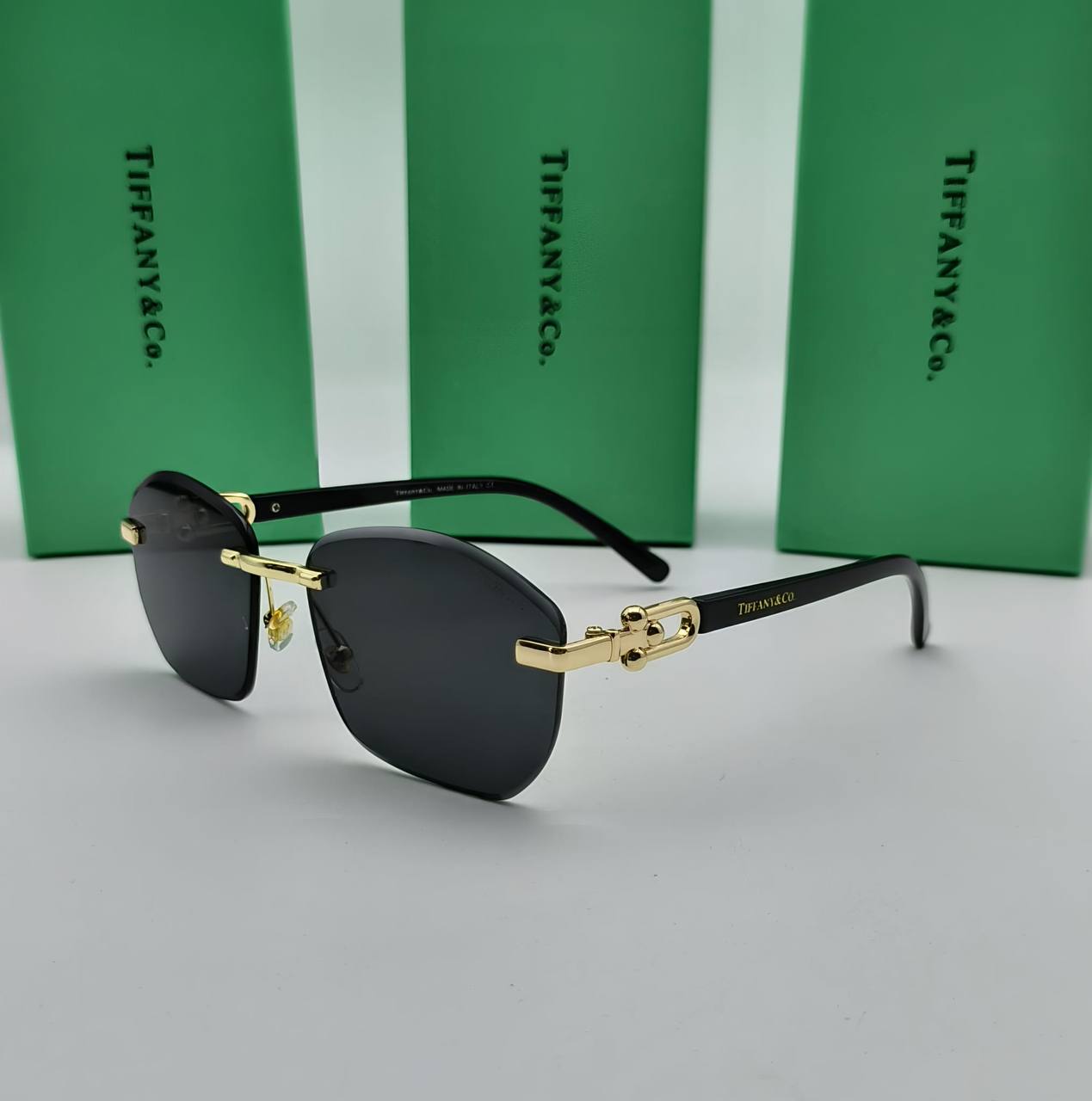 WOMENS TIFFAN  SUNGLASSES COME WITH BOX ETC am2306